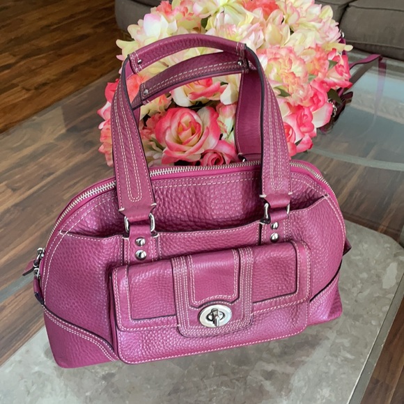 Coach Satchel - Picture 4 of 16